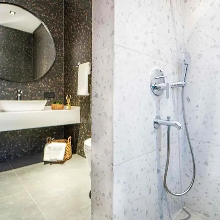 Viohouses 6- Luxury Private Korunakli Oezel Havuzlu Vakantiehuis *